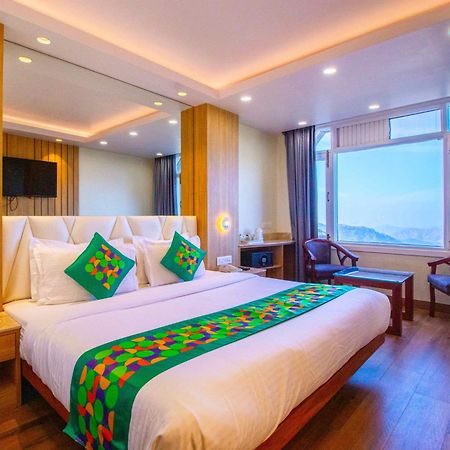 Treebo Varuna With Mountain View Shimla Exterior photo