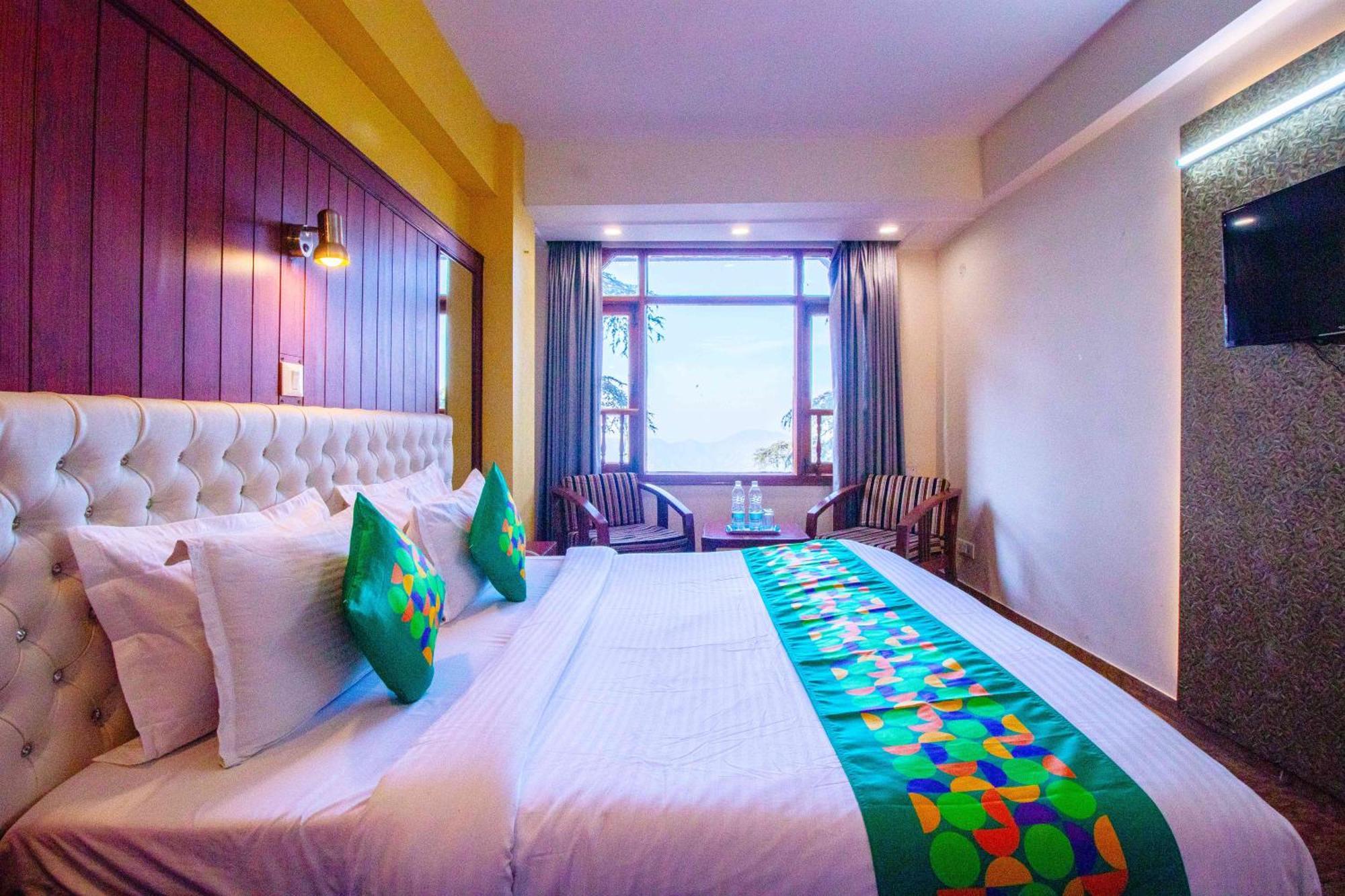 Treebo Varuna With Mountain View Shimla Exterior photo