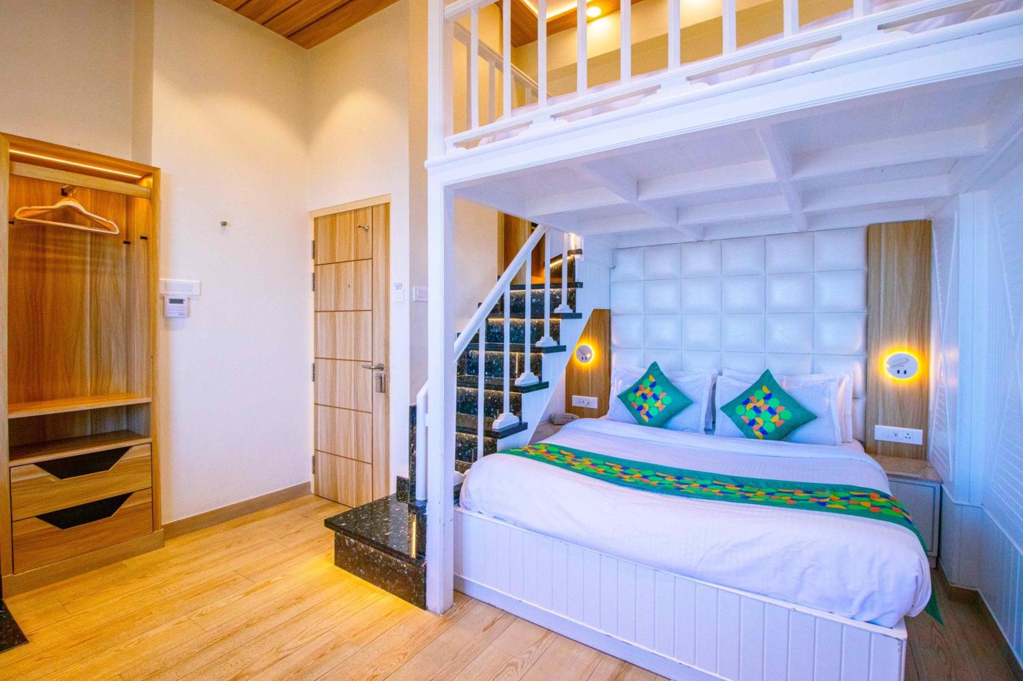 Treebo Varuna With Mountain View Shimla Exterior photo